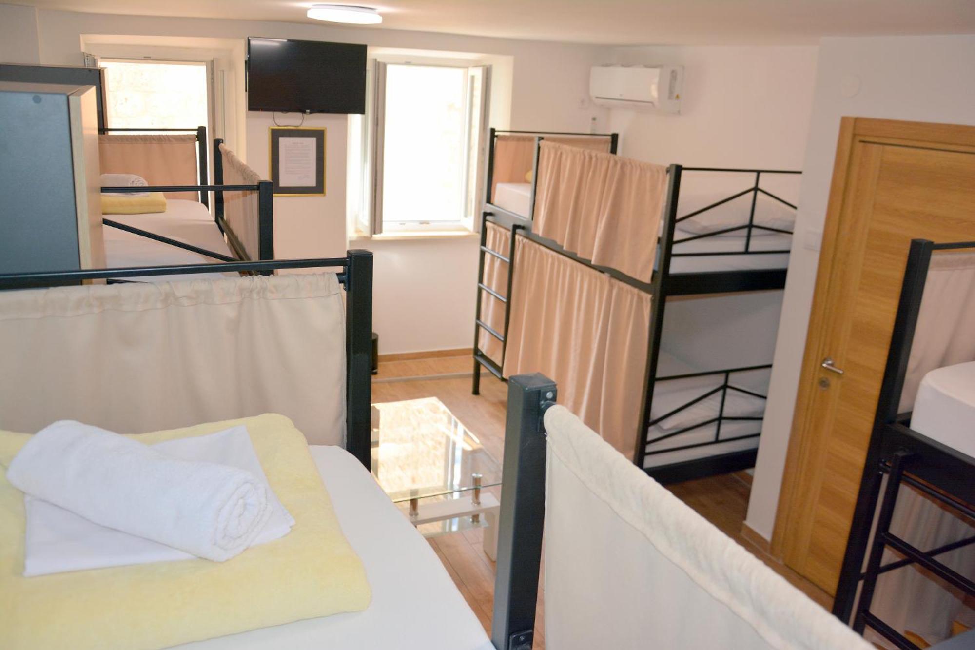 Montenegro Backpackers Home Budva Eksteriør bilde